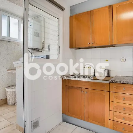 Blanco Per 6 Persones A 5 Minuts De La Platja Gran Appartement *