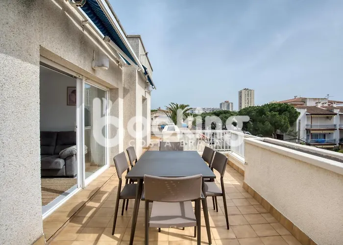 Blanco Per 6 Persones A 5 Minuts De La Platja Gran アパート *